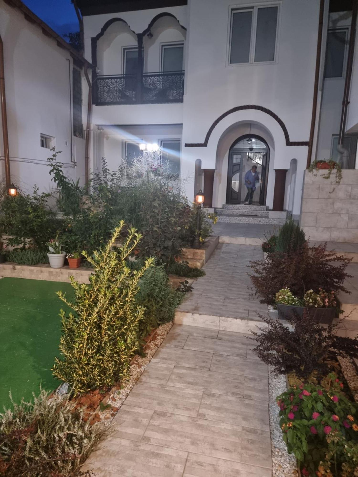 Casa Musceleana Hotel Cîmpulung Exterior foto