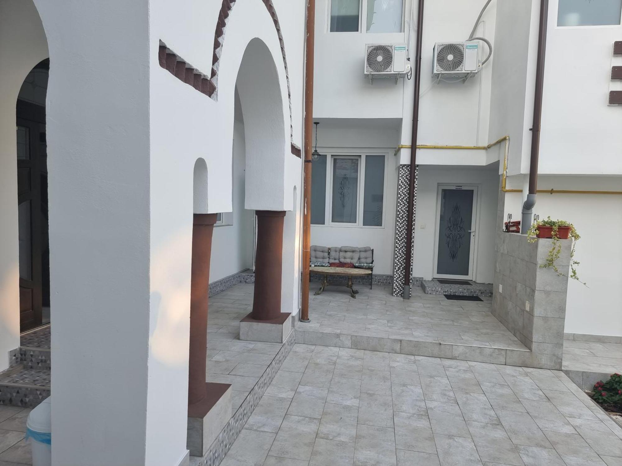 Casa Musceleana Hotel Cîmpulung Exterior foto
