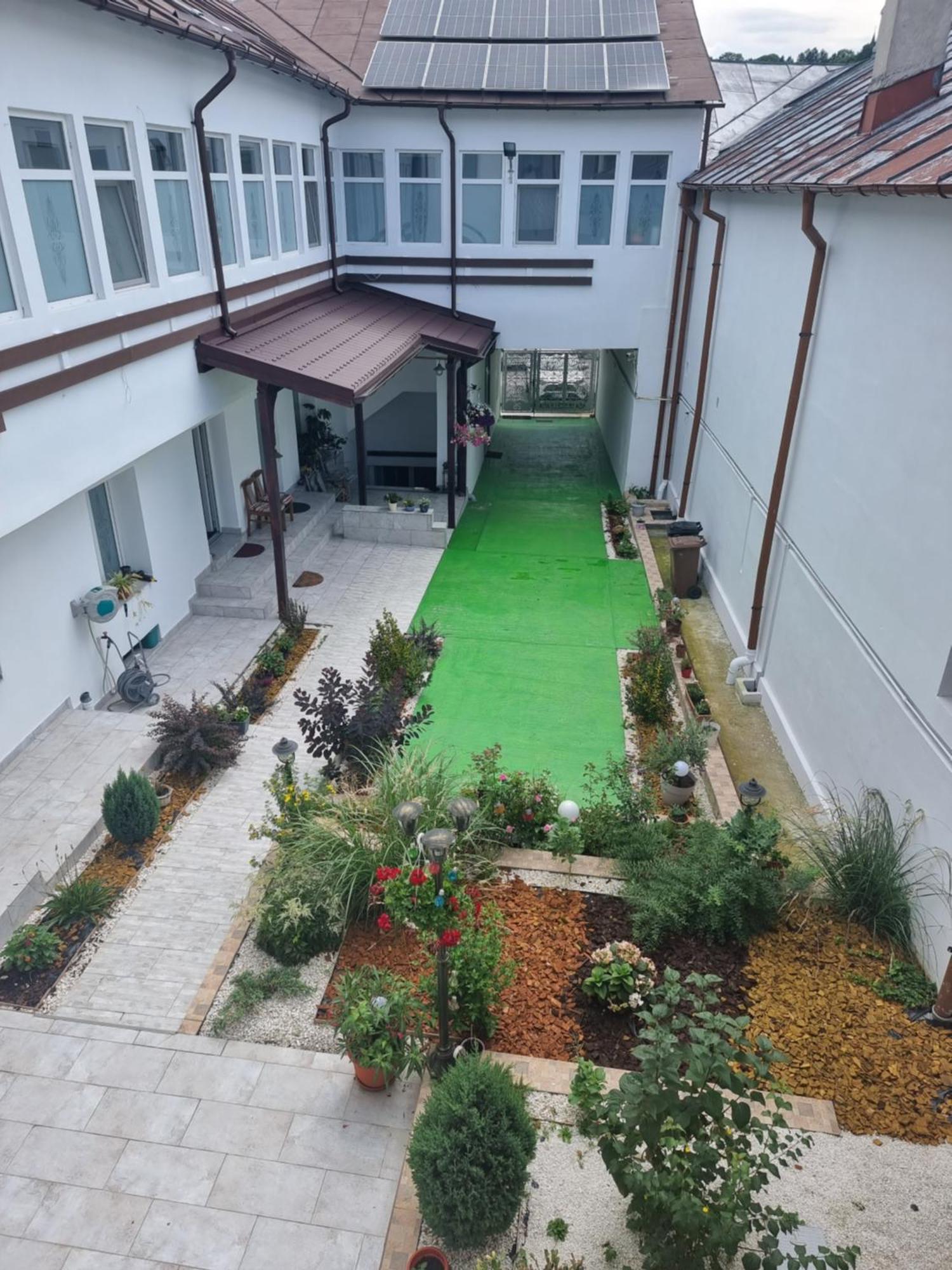 Casa Musceleana Hotel Cîmpulung Exterior foto