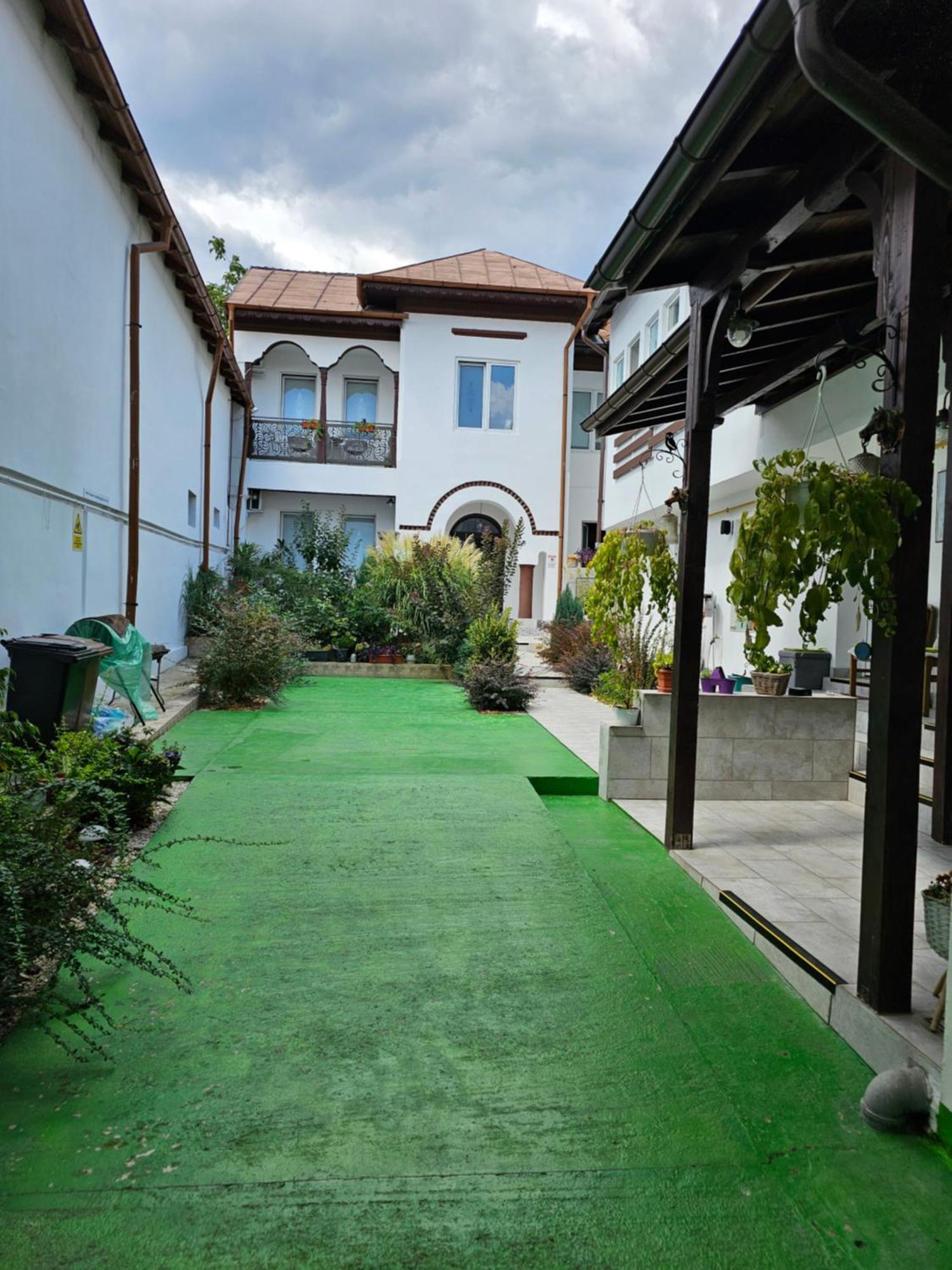 Casa Musceleana Hotel Cîmpulung Exterior foto