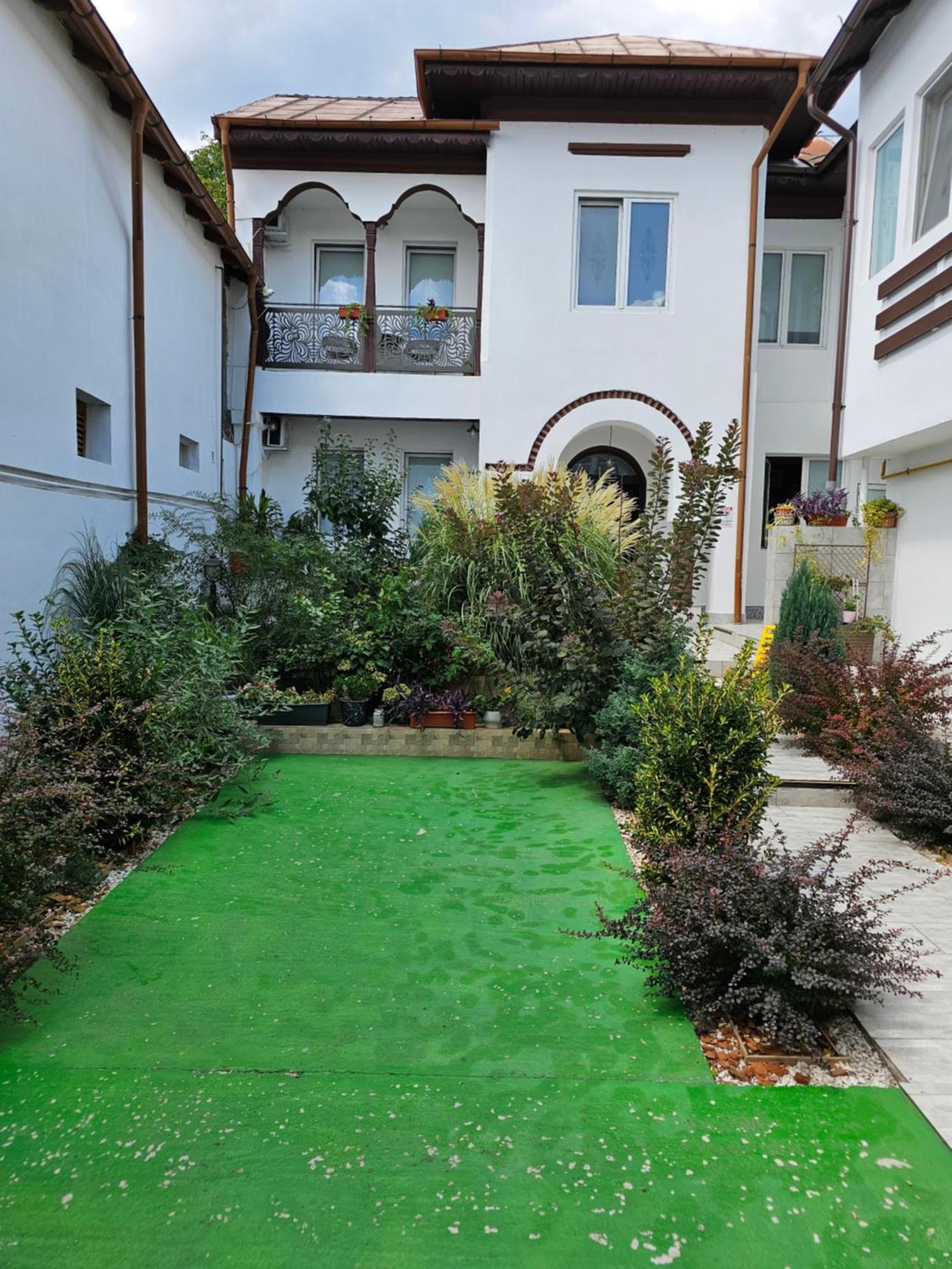 Casa Musceleana Hotel Cîmpulung Exterior foto